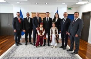 23 Nisan İçin KDTP Heyetinden Başbakan Kurti’ye Ziyaret
